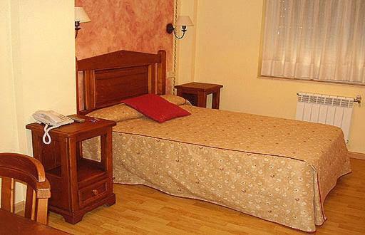 Hotel La Becera Peñausende
